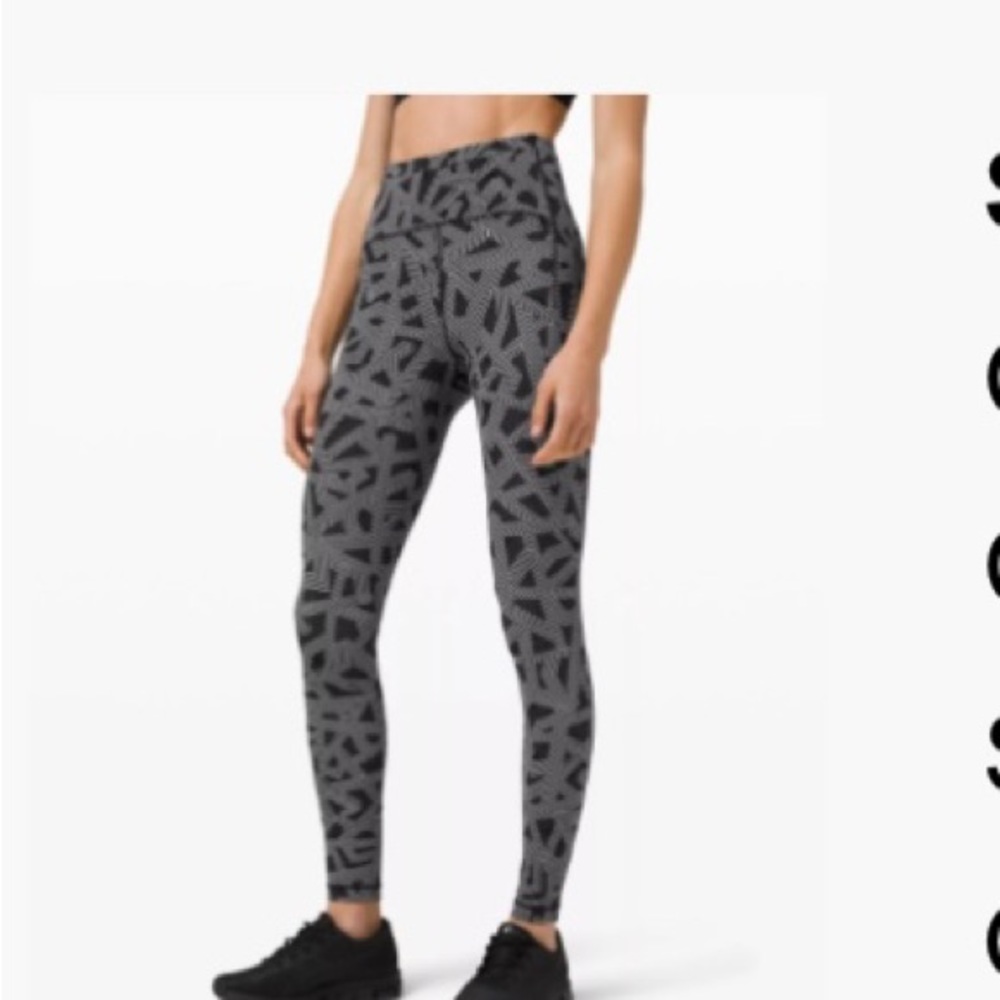Lululemon Swift Speed High-Rise Tight 28"
Color: Textured Labyrinth Black Light